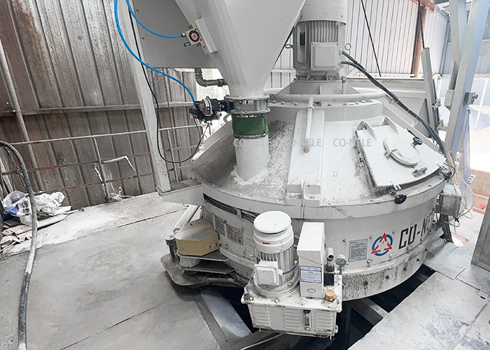 水泥電線桿攪拌機(jī) 立軸行星式攪拌機(jī) 立軸快速攪拌機(jī)